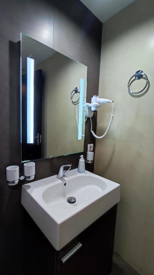 Hostel Simple Tbilisi Exteriör bild